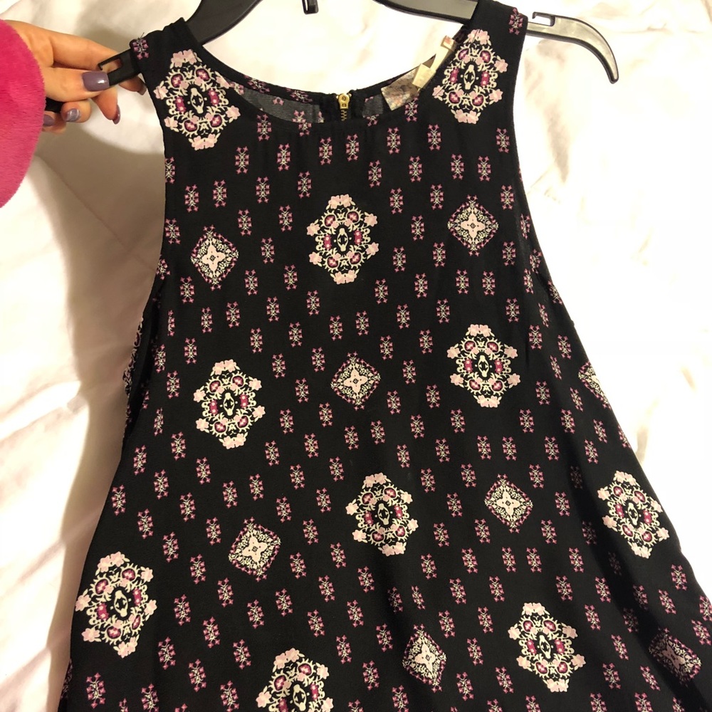 Black and pink tank top, business casual